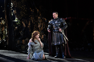 Review: Oh Goddess, Bellini's NORMA Returns to the Met Image