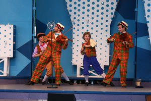Review: SINGIN' IN THE RAIN at Trollwood Performing Arts School Image