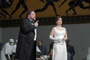 Review: Wonderful Music, Marvelous Performances in Met's Season Debut of ROSENKAVALIER Image