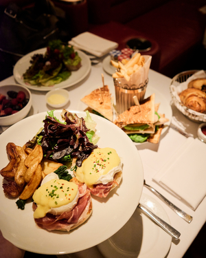 Review: THE LAMBS CLUB-Best Broadway Brunching 