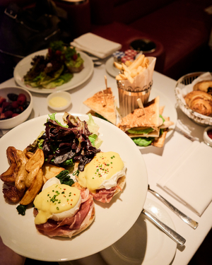Review: THE LAMBS CLUB-Best Broadway Brunching Image