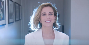 Video: Kristen Wiig Visits Her Old SNL Dressing Room in New Promo 