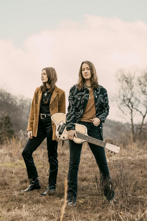 Video: Larkin Poe Share Live Performance Video From German TV Broadcast Image