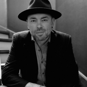 Santiago Cruz Will Perform at Carnegie Hall Next Month