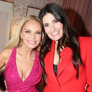 Photos: Backstage With Kristin, Idina at THE QUEEN OF VERSAILLES Photo
