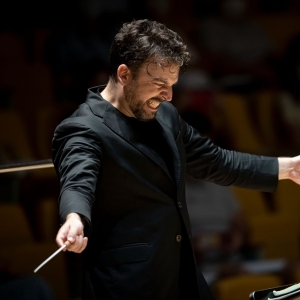 Conductor James Gaffigan Leads Inaugural Season As General Music Director Of Komische Oper Photo