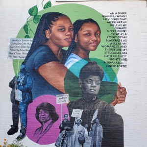 Beyond the Wall: Developing Digital Content Illuminating The Black Womens Mural Launches i Photo