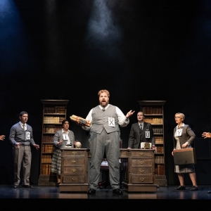 Photos: THE COMEDY ABOUT SPIES at the Noël Coward Theatre Photo