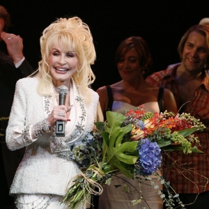 Dolly Parton Wants to Find Actors to Play 'Dolly' in Upcoming Broadway Musical 'Throu Photo