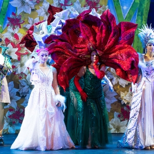 Cirque Dreams HOLIDAZE Comes To NJPAC In Newark Photo