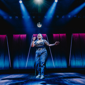 Photos: Sara Porkalob in DRAGON MAMA at Geffen Playhouse Photo