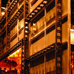 La&nbsp;Monnaie&nbsp;and Collectif 17h25 Introduce Standardised Set Designs Photo