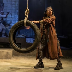 Review Roundup: BENGAL TIGER AT THE BAGHDAD ZOO at the Young Vic Photo