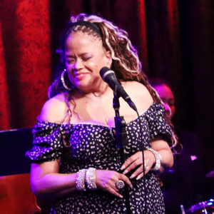Photos: Natalie Douglas Celebrates Linda Ronstadt At Birdland Photo