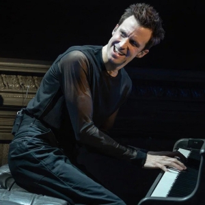 Review Roundup: Gavin Creel's WALK ON THROUGH: CONFESSIONS OF A MUSEUM NOVICE Opens A Photo