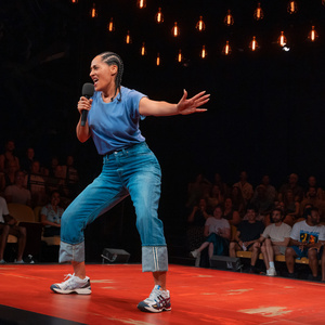 Photos: First Look at Tracee Ellis Ross in EVERY BRILLIANT THING Photo