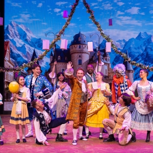 Photos: RAPUNZEL AND HER HOLIDAY WISH at Laguna Playhouse Photo