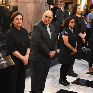 Ángela Gurría. Señales, Reconocimiento Del Inbal A La Artista Que Abr Photo