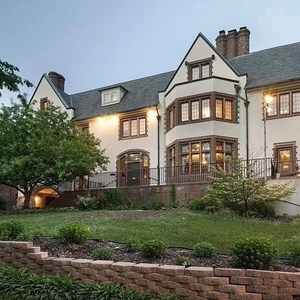 FEFU AND HER FRIENDS: Immersive Theater Experience Will Be Performed Minneapolis Mansion Photo