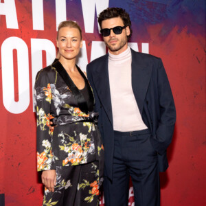 Photos: Stars Walk the Red Carpet on Opening Night of A FEW GOOD MEN Photo