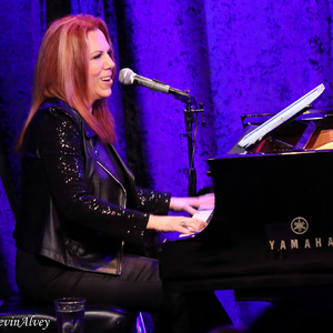 Photos: UNDER THE COVERS WITH VICTORIA SHAW Returns to Birdland with Paul Adelstein &  Photo