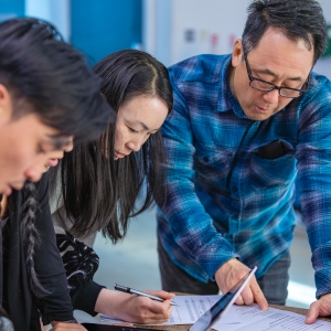 Photos: KIM'S CONVENIENCE UK Tour in Rehearsal Photo