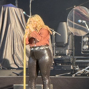 Photo Coverage: Austin Williams and Lauren Alaina @Acrisure Amphitheater June 26th, 2 Photo