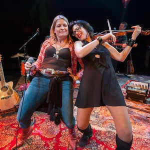 Nancy Atlas Brings the Fireside Sessions Back to Bay Street Theater