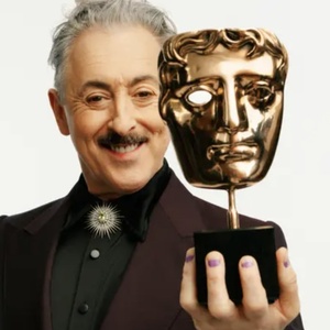 Alan Cumming Will Host the 2026 EE BAFTA Film Awards Photo
