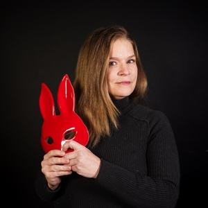 Duluth Playhouse Underground to Stage WHITE RABBIT RED RABBIT This Winter Photo