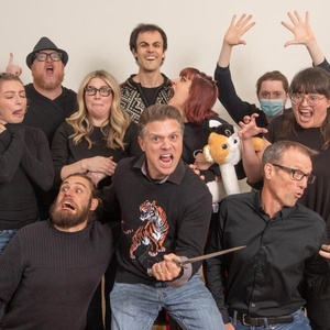 Theatrikos Launches 2026 Season with CLUE Photo