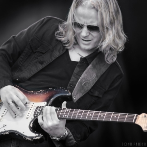 Spire Center Announces Shows With Halley Neal and Matt Schofield Photo