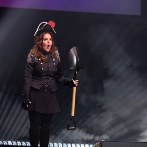 Photos: Inside MISCAST25 with Megan Hilty, Jennifer Simard, Aaron Tveit & More