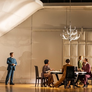 Photos: First Look At English National Opera’s PARTENOPE Photo