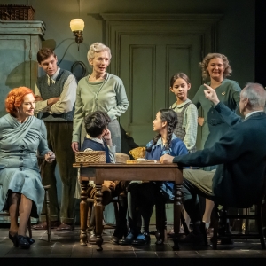 Photos: First Look At DEAR OCTOPUS At The National Theatre Photo