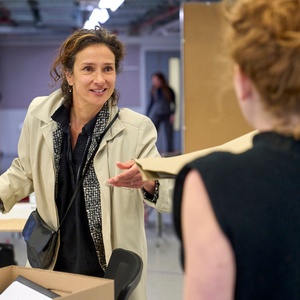 Photos: All-Female GLENGARRY GLEN ROSS in Rehearsal at the Old Vic Photo