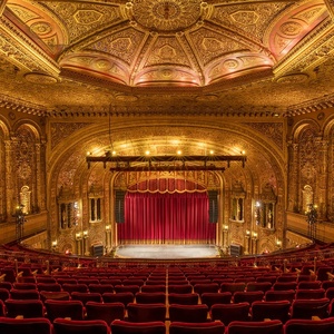 Gustavo Dudamel to Lead New York Philharmonic at United Palace Photo