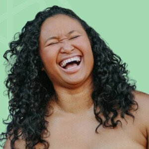 Camille Hernandez Transforms MOTHERLANDS Poetry in One-Woman Show Photo