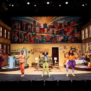 Photos/Video: THE HULA-HOOPIN’ QUEEN World Premiere At New York City Children’s T Photo