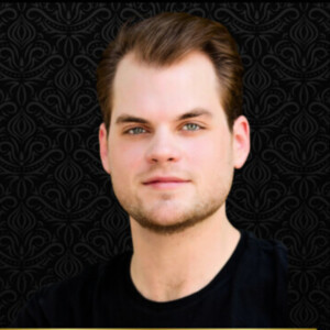 Interview: Seth Daniel Cunningham of DRUNK DRACULA at DRUNK SHAKESPEARE SOCIETY Photo