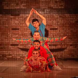 Photos: Das Besties Shares First Look At DAS RAUSCHGIFT Photo