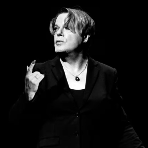 Eddie Izzards HAMLET Seattle Run Extended A Second Time Photo