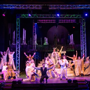 Photos: A ROCKIN' MIDSUMMER NIGHT'S DREAM At Skylight Music Theatre Photo