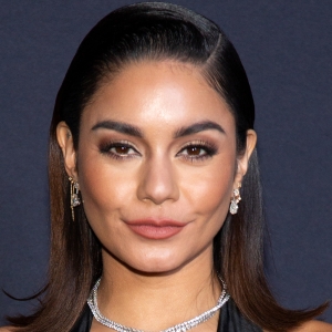 Vanessa Hudgens to Return as Oscars Red Carpet Host With Julianne Hough Photo