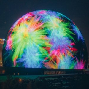 Photos: Sphere in Las Vegas Illuminates Entire Exterior For The First Time Photo
