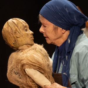 VROU MET 27 KINDERS Comes To The Drama Factory In May