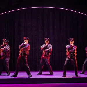 Photos: THE FULL MONTY at Paramount Theatre Video