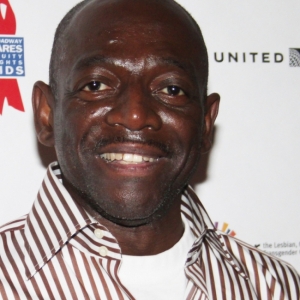 Broadway Theatres Will Dim Lights in Memory of Hinton Battle