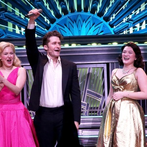 Photos: Matthew Morrison, Debbie Gravitte and Isa Briones Take First Bows in JUST IN…