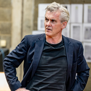 Photos: Arthur Miller's BROKEN GLASS In Rehearsal At the Young Vic Photo